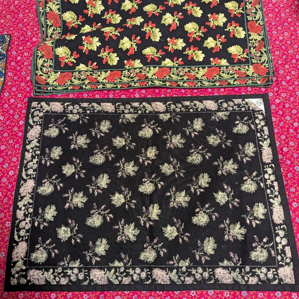 Vera‎ Bradley Placemats Holiday Winter Holly 10 Ct Pirouette Table Setting VTG